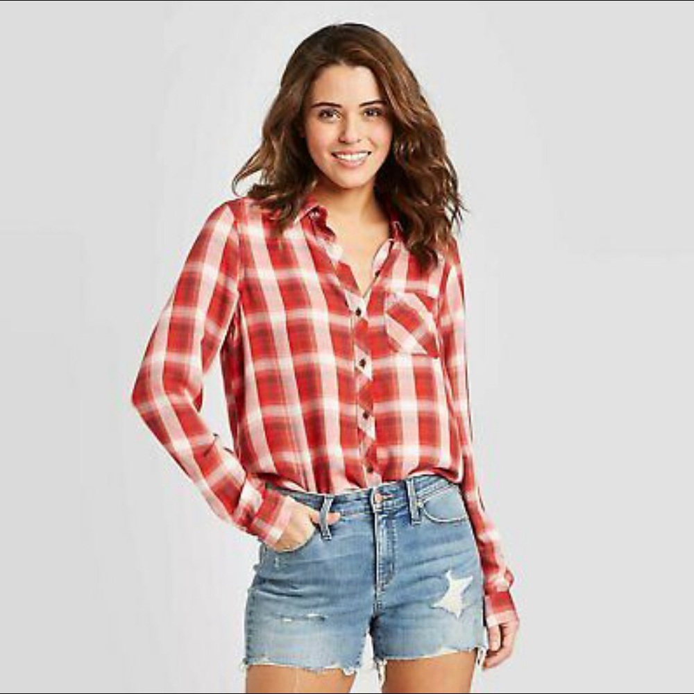 Lightweight Plaid Button-Up Top